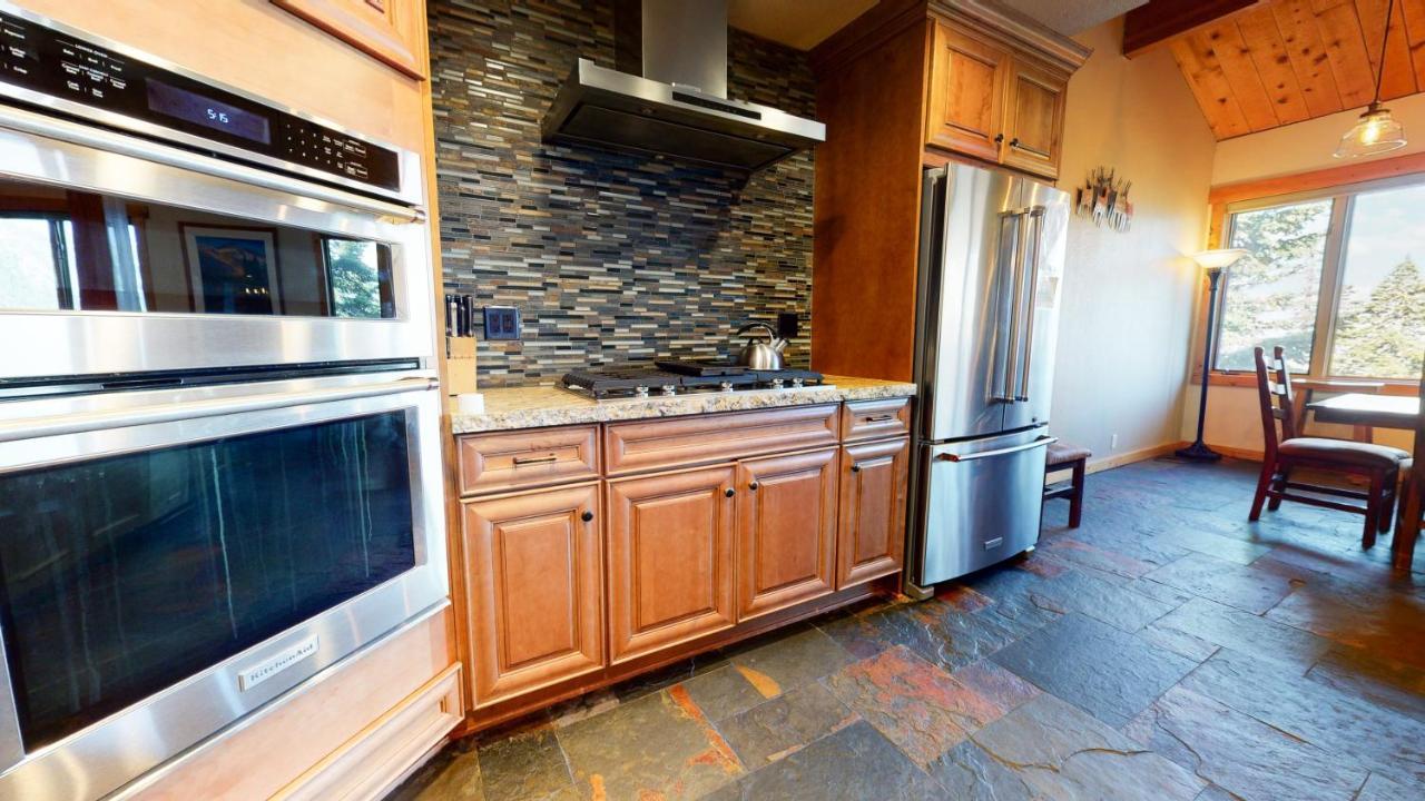 Bridges Townhome #15 Mammoth Lakes